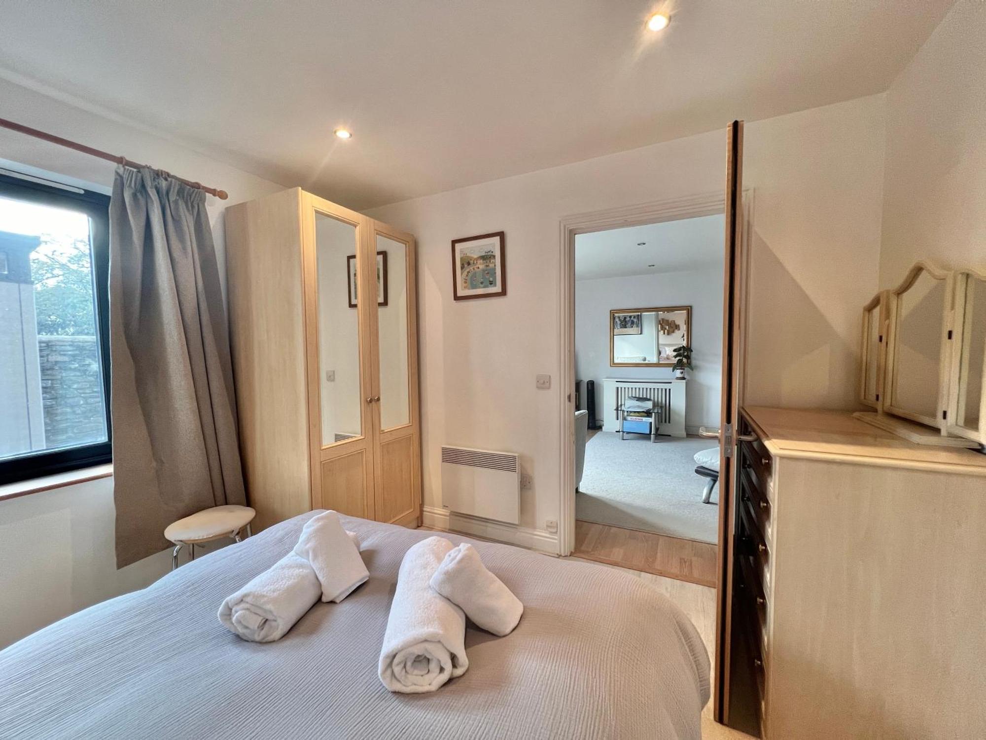 Apartment Spacious Ground Floor Flat With Courtyard Kingsbridge (Devon)
